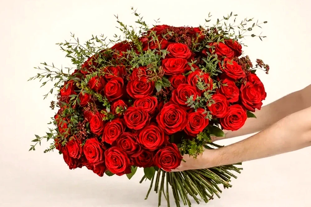 Buquê de 75 rosas Vermelhas Colombianas